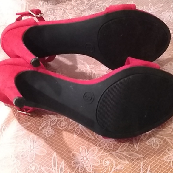 a.n.d eawy  Red Heels - Picture 8 of 8